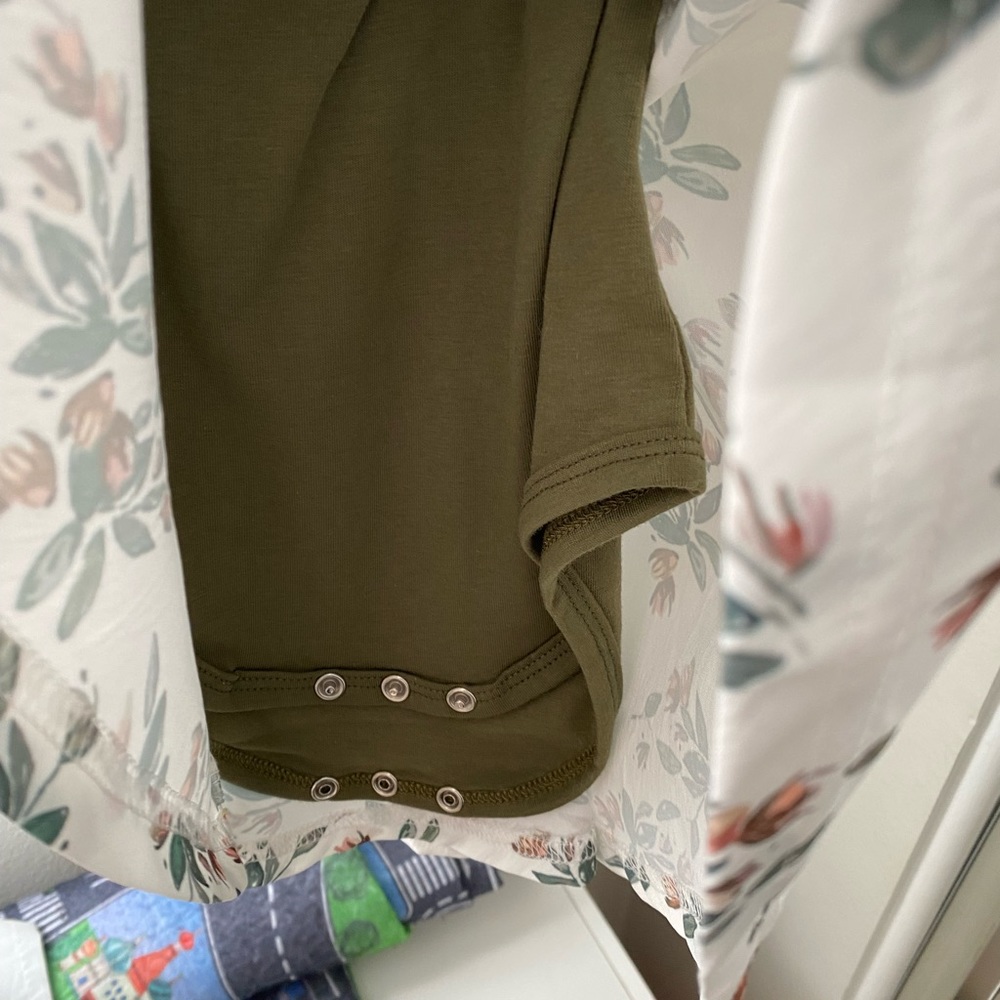 Skirt Set - Picture 3 of 4